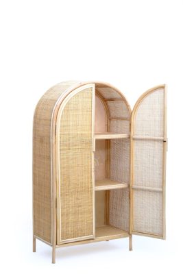 Leony Rattan Wardrobe