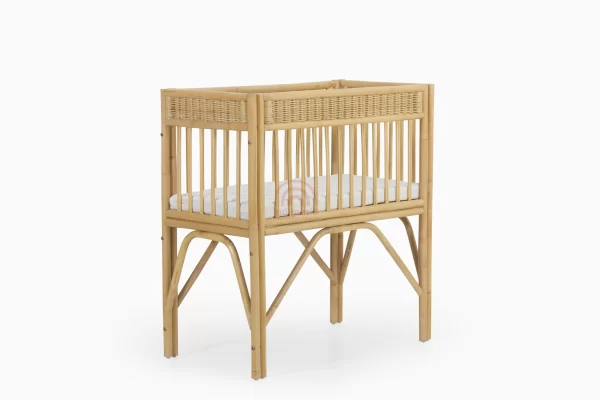 Lurik Baby Rattan Bassinet